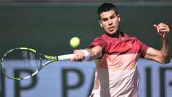 Hot Shot: Alcaraz's thunderous forehand clinches early break vs. Shapovalov in Indian Wells