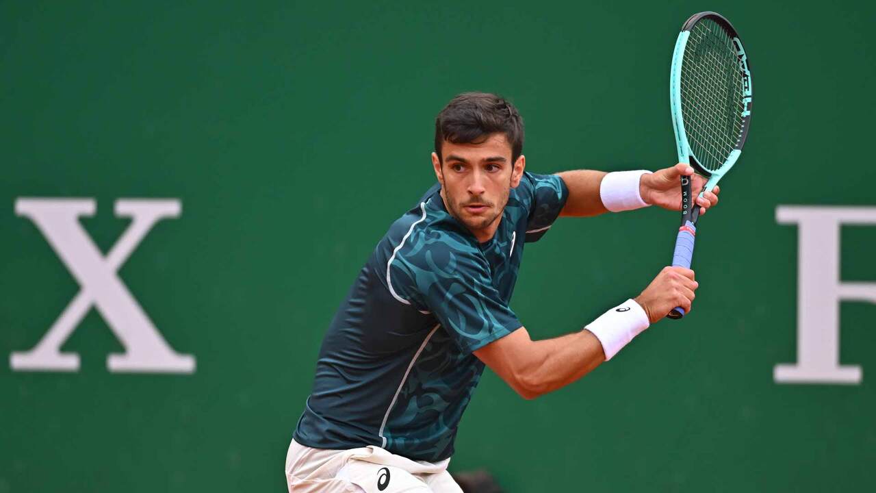 Hot Shot: Musetti paints picturesque one-hander in Monte-Carlo 2025