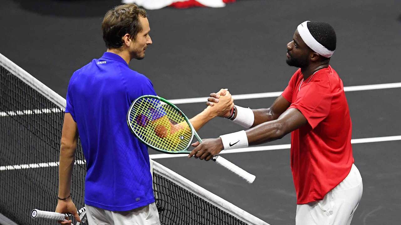 Highlights: Tiafoe wins entertaining battle with Medvedev at Laver Cup