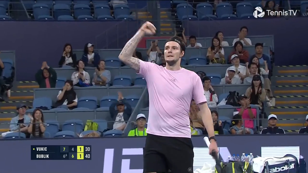 Hot Shot: Bublik has Hangzhou 2025 in raptures with scintillating point! 