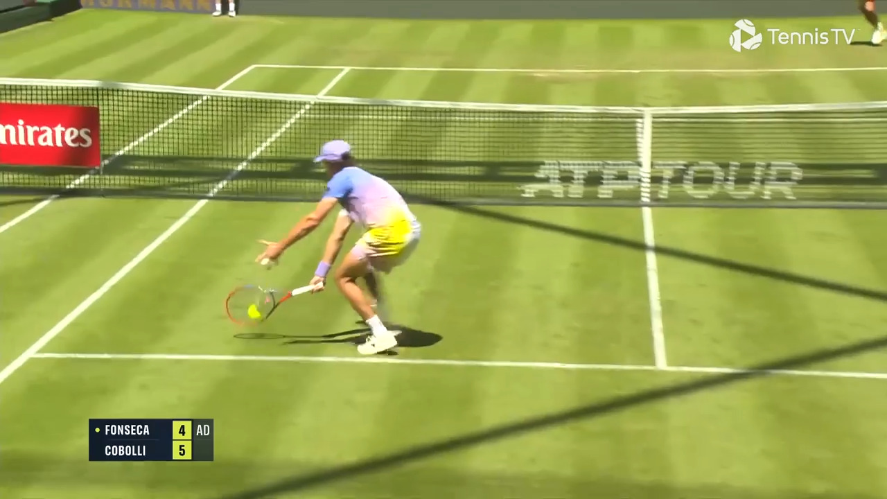 Hot Shot: Fonseca's perfect pick-up in Halle-2025
