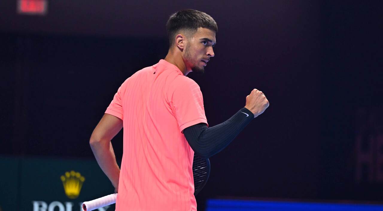 Hot Shot: Prizmic's delicious dropper at Next Gen ATP Finals | ATP