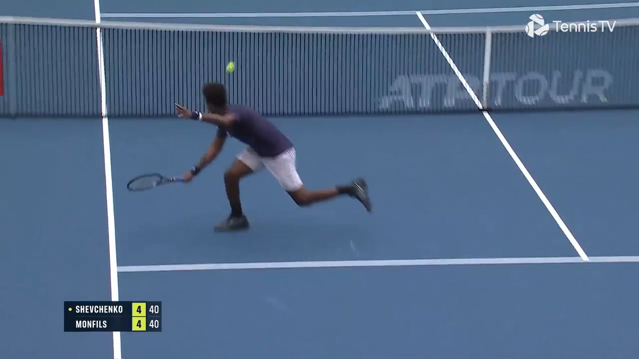 Hot Shot: Monfils gets out of jail free with stunning lob and finish in Chengdu 2025 