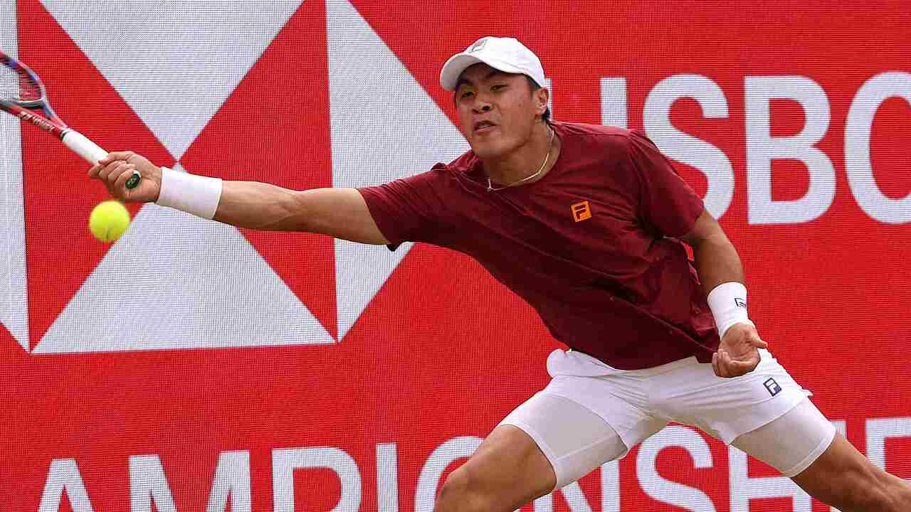 Hot Shot: Nakashima outfoxes Draper with skilful scrambling at Queen's Club 2025
