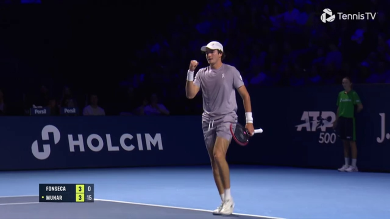 Hot Shot: Fonseca feeling it on the forehand in Basel 2025