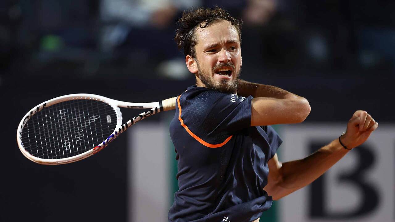 Italian Open: Daniil Medvedev to face Stefanos Tsitsipas in semi