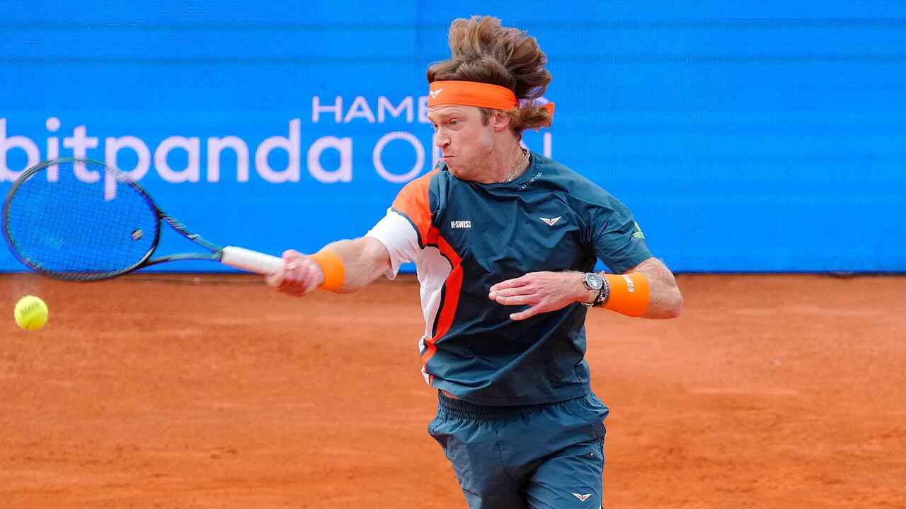 Hot Shot: Rublev's forehand 'too good' in Hamburg