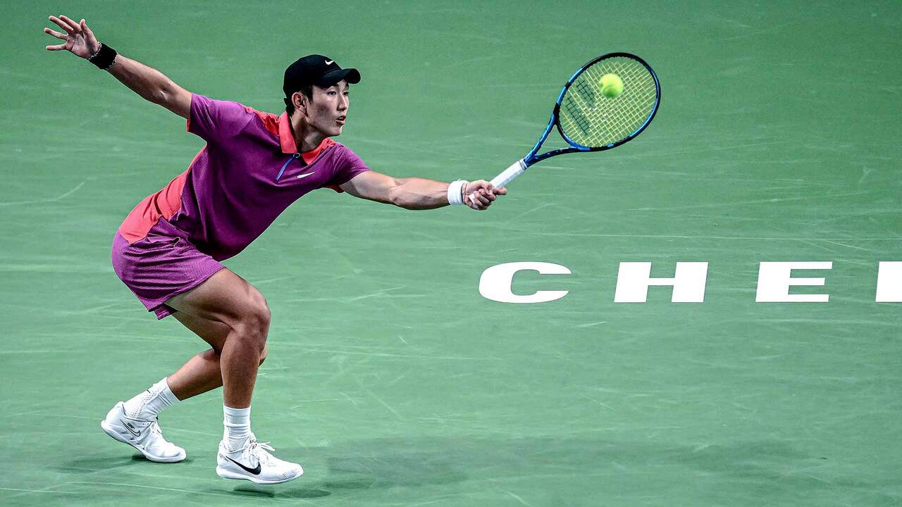 Revive los mejores momentos de la final del Chengdu Open, donde el favorito local Shang Juncheng venció a Lorenzo Musetti para ganar su primer título ATP Tour. Sigue emisiones en directo y bajo demanda en TennisTV.com.
