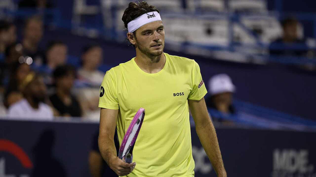 Hot Shot: Fritz's clever half volley leaves Lehecka chasing in Toronto
