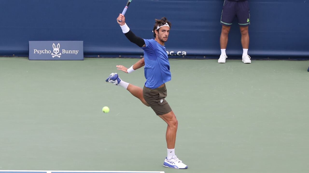 Hot Shot: Musetti whips up one-handed delight in Toronto 