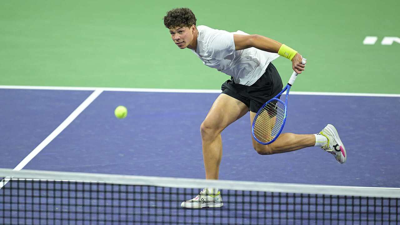 Hot Shot: Shelton angula una increíble media volea en Indian Wells