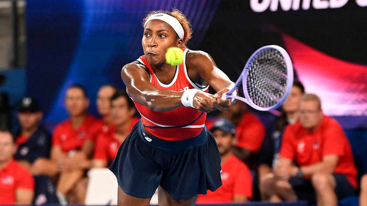 Hot Shot: Gauff's jumping pass stops Swiatek United Cup 2026