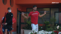 Mira La Entrada En Calor Extendida De Djokovic