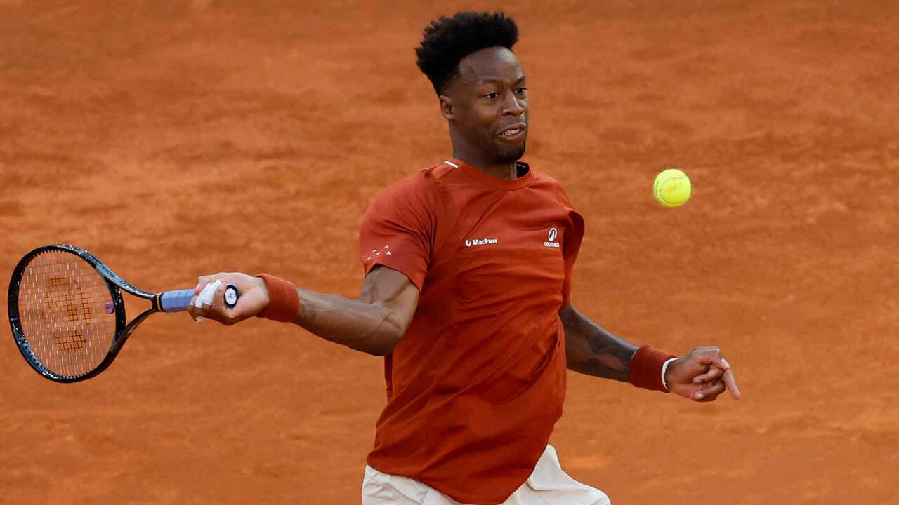Hot Shot: Huge Monfils hitting in Hamburg 2025