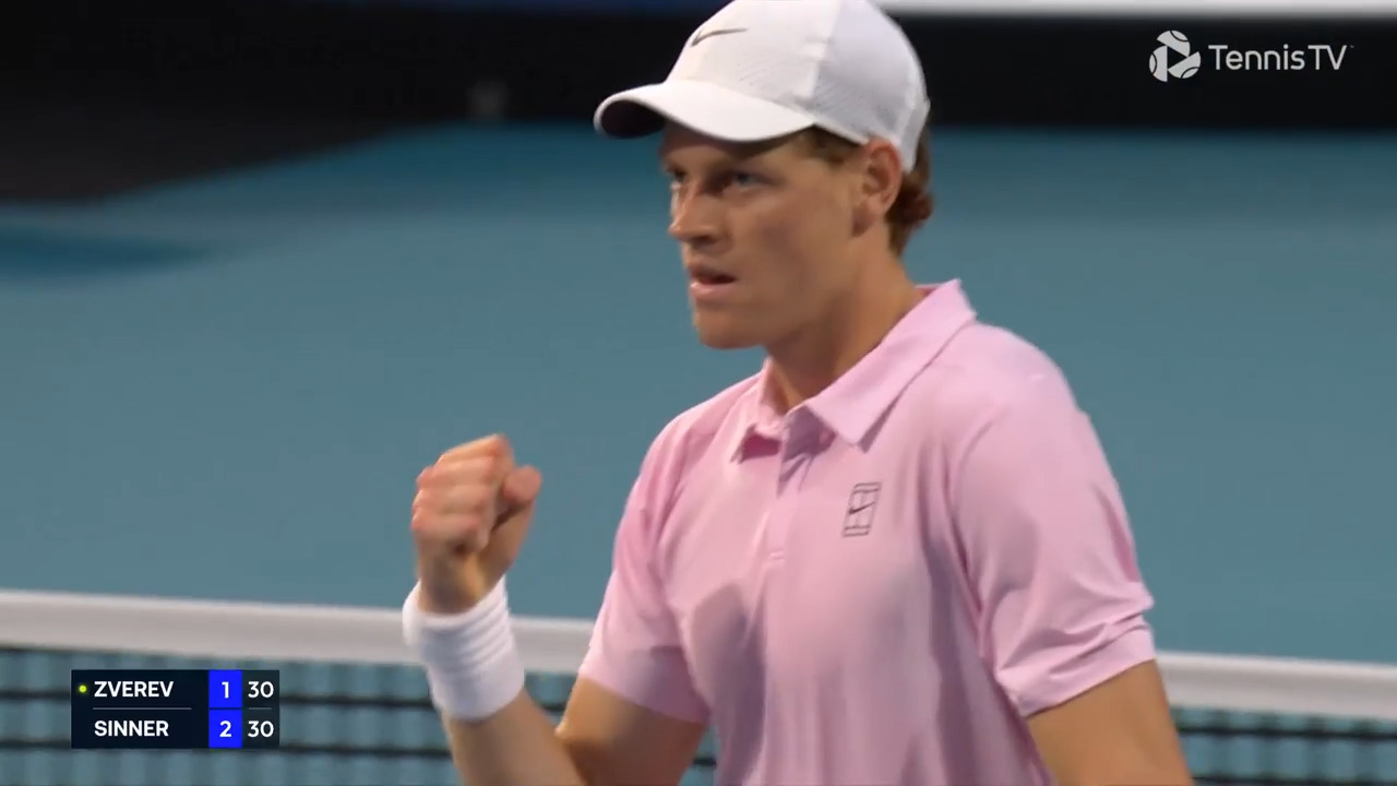 Hot Shot: Sinner pulls Zverev from side to side, carves break point in Miami