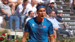 Hot Shot: Tabilo goes down-the-line to break in Rome 2024