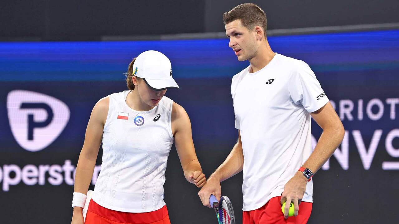 Hot Shot Hurkacz and Swiateks Mixed Doubles Magic! Video Search Results ATP Tour Tennis