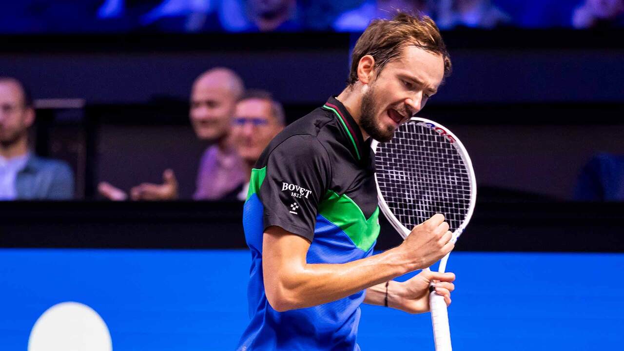 Tennis News, Vienna Open 2023: Daniil Medvedev To Face Jannik Sinner After  Victory Over Stefanos Tsitsipas