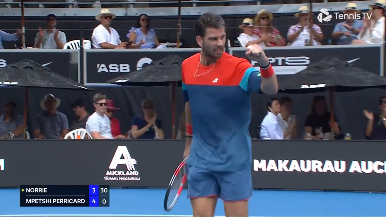 Hot Shot: 'Brilliant exchange!' Norrie outfoxes Mpetshi Perricard in Auckland