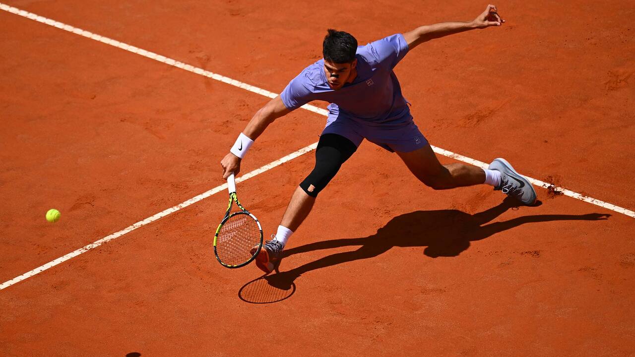 Hot Shot: Alcaraz is here, there and everywhere in Rome!