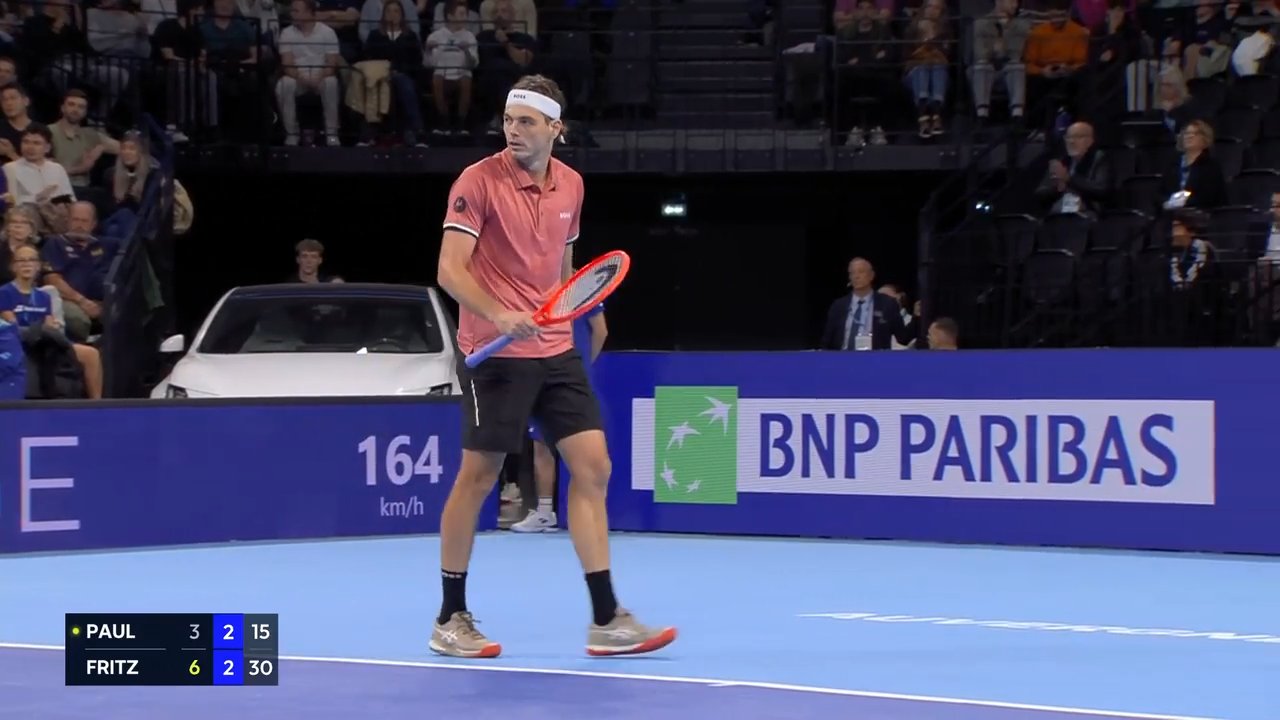 Hot Shot: 'At full stretch!' Fritz strikes return winner in Lyon 2026