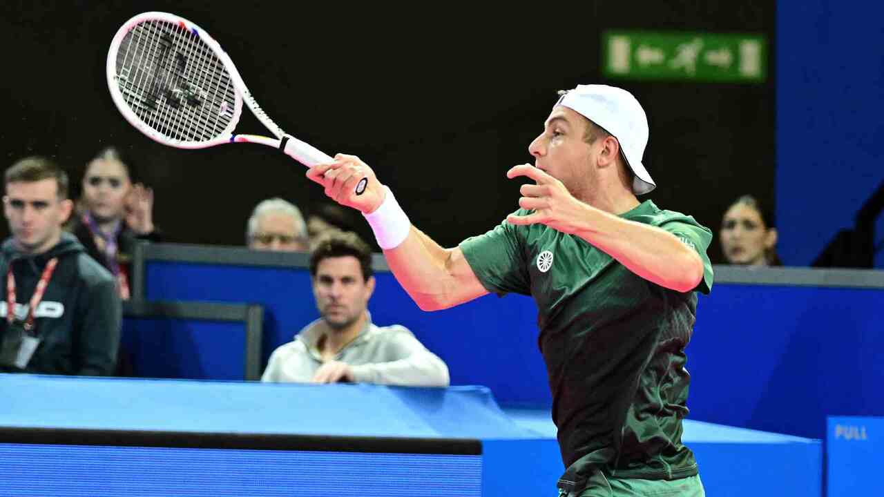 Highlights: Griekspoor slots back into indoor conditions with Van de Zandschulp win in Montpellier