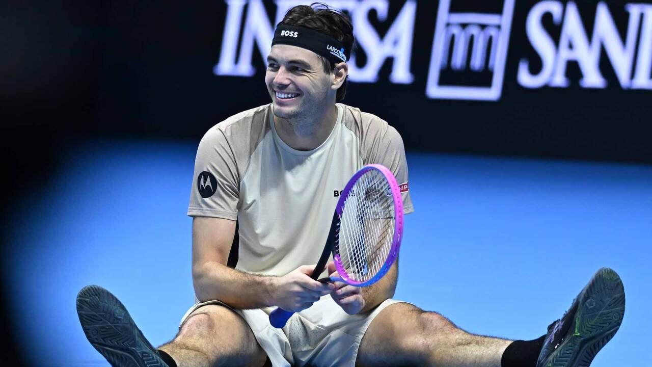 Hot Shot: Tumble in Turin! Alcaraz knocks Fritz off his feet