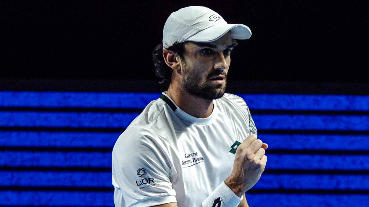 Hot Shot: Vacherot seals key exchange vs. Fritz with blazing Basel 2026 backhand 