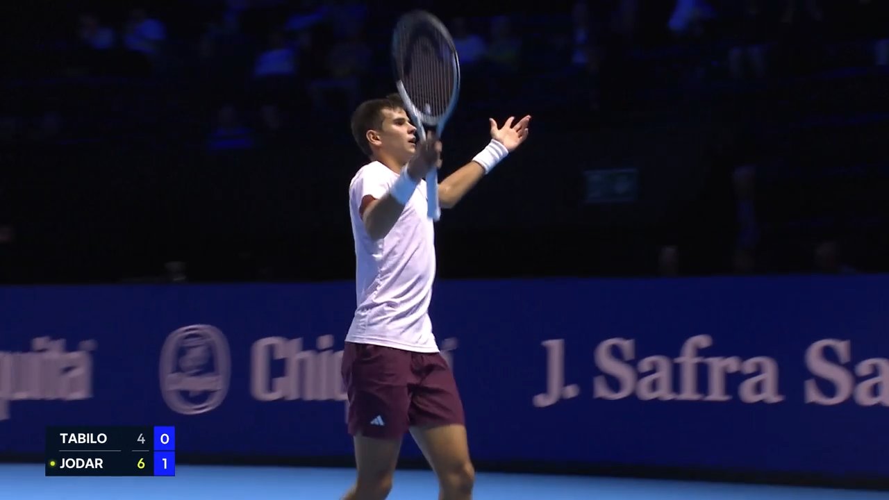 Hot Shot: Jodar has wheels! #NextGenATP star scrambles in Basel 2026