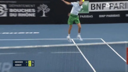 Hot Shot: A touch of class from Medvedev in Marseille