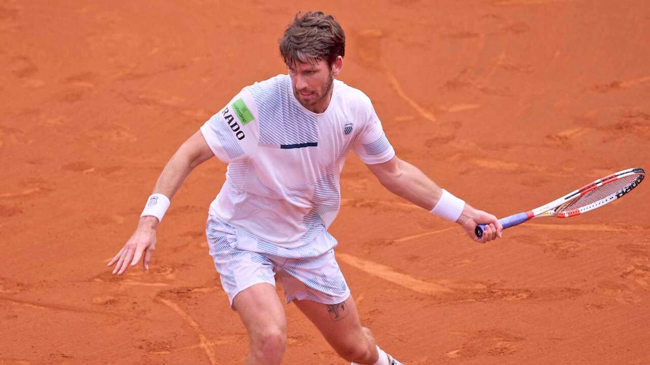 Hot Shot: 'What a finish!' Norrie nails forehand in Barcelona