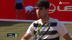Hot Shot: Alcaraz lands special drop volley at Queen's Club