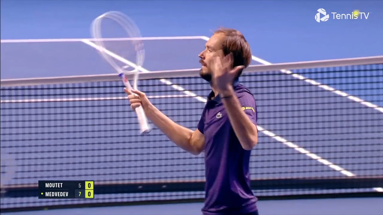 Hot Shot: Medvedev wins extraordinary set point to lead Almaty final 