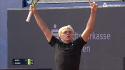 Hot Shot: Resilient Dedura's devastating pass lights up crowd in Munich