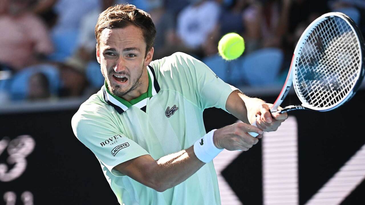 Daniil Medvedev Blunts Maxime Cressy Attack, Reaches QFs ATP Tour Tennis