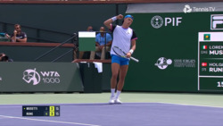 Hot Shot: Rune guesses right after lung-busting rally vs. Musetti