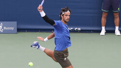 Hot Shot: Musetti saves MP with scorching pass in Toronto