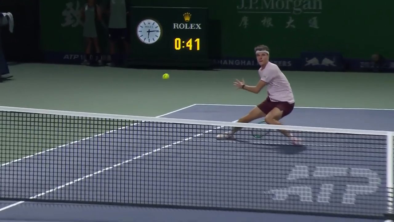 Hot Shot: Mensik's moment of magic delights Shanghai crowd!