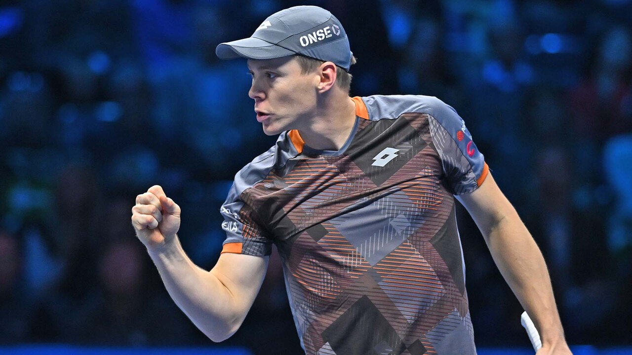 Hot Shot: Heliovaara hits bullseye with audacious lob at Nitto ATP Finals