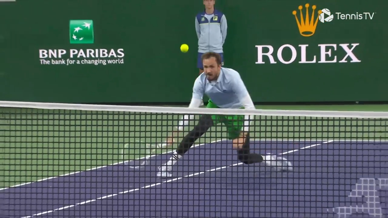 Hot Shot: 'Too nice from Tommy' while Medvedev makes it looks easy Indian Wells