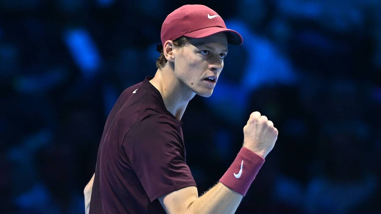 Hot Shot: Sinner's backhand brilliance wows Turin crowd