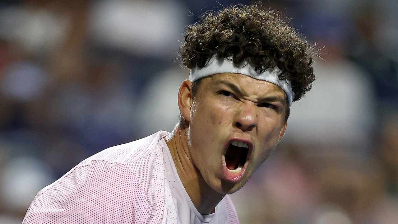 Hot Shot: Shelton's majestic lob seals key break vs. Fritz in Toronto
