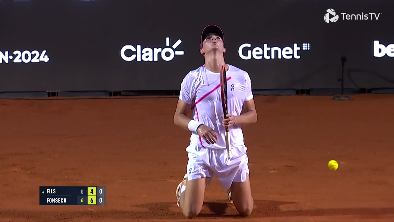 Highlights: Fonseca, 17, beats Fils in Rio for first ATP Tour win