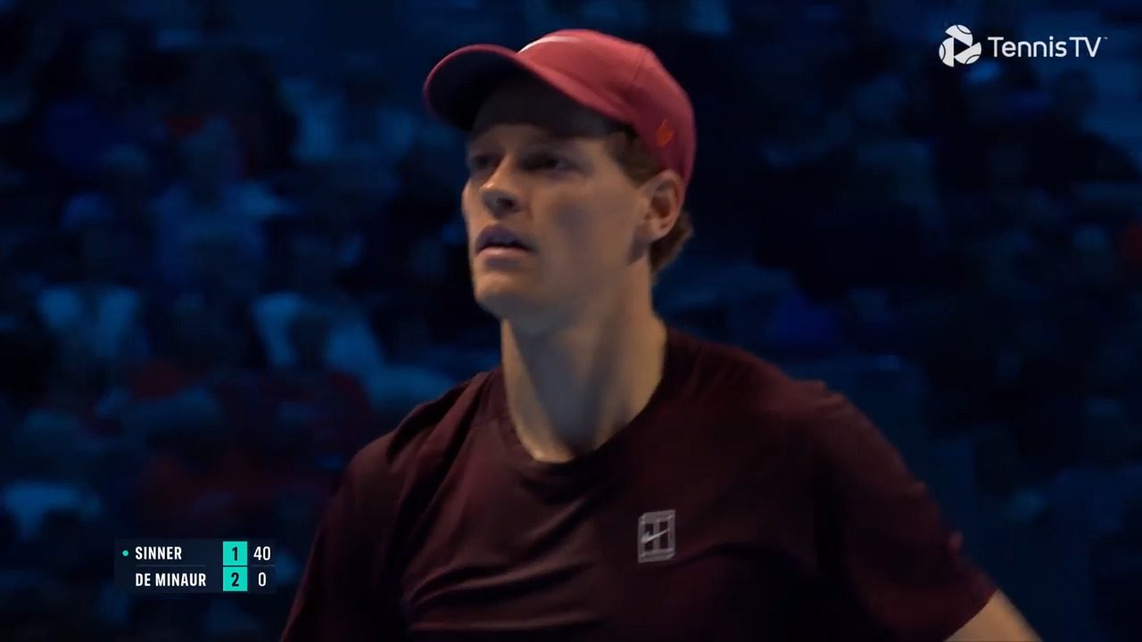 Hot Shot: Sinner's pure strike in Nitto ATP Finals 2025 SF