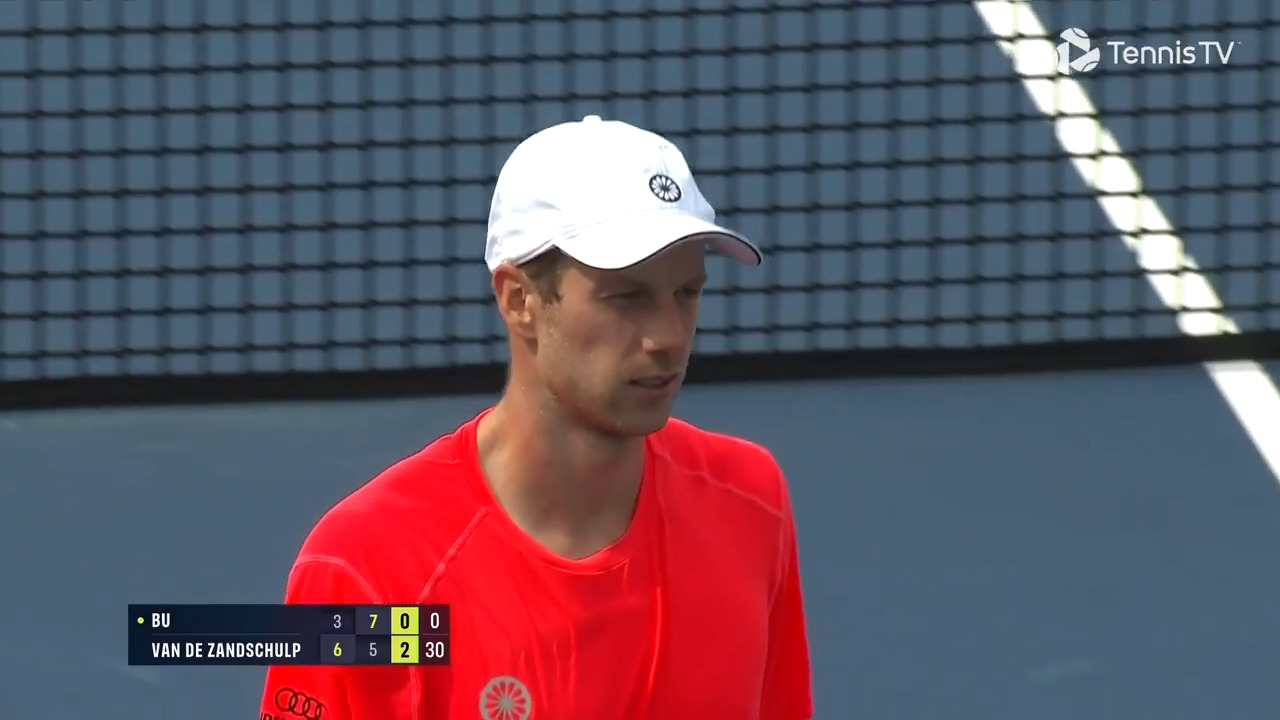 Hot Shot: Van de Zandschulp denies Bu's tweener with delicate touch in Winston-Salem