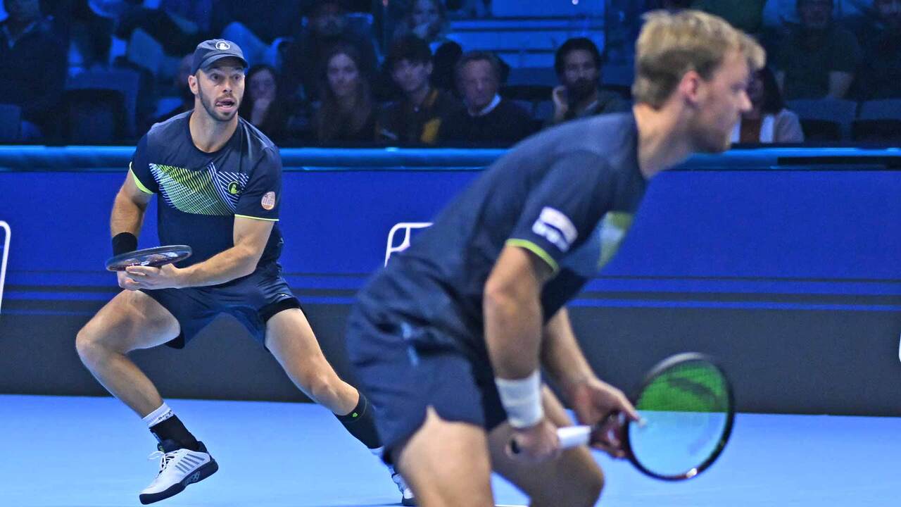 Hot Shot: Puetz hooks forehand onto line at Nitto ATP Finals 2024