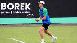 Hot Shot: #NextGenATP Blockx shows guile on grass in 's-Hertogenbosch 2025