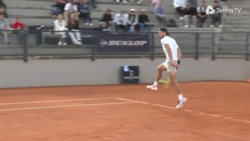Hot Shot: Virtanen golpea por entre las piernas y brilla en Roma