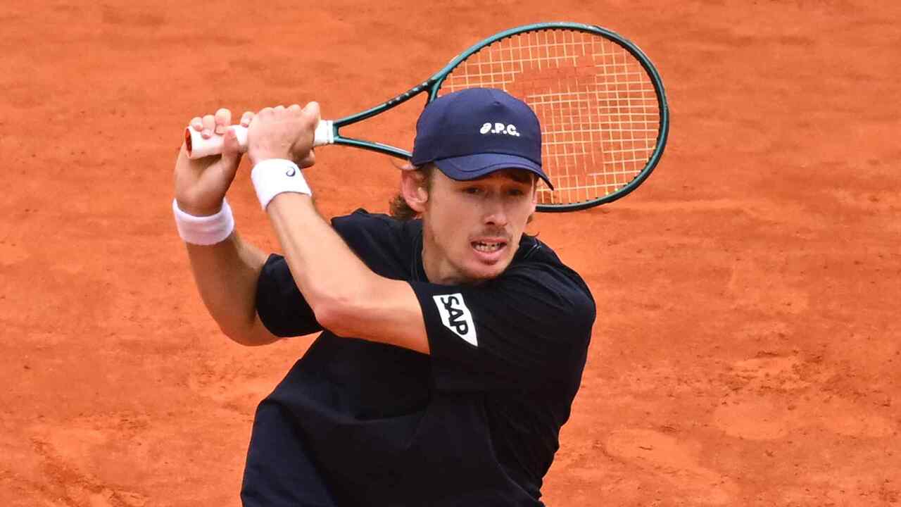 Hot Shot: De Minaur plucks air-time Madrid winner 