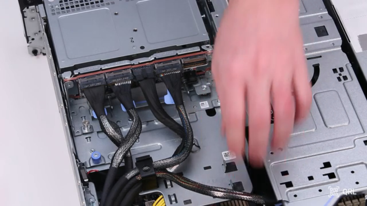 How to Replace E3 Backplane for PowerEdge XR7620